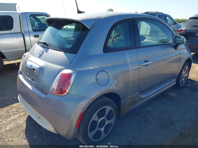 45214081 :رقم المزاد ، 3C3CFFGE7GT211018 vin ، 2016 Fiat 500e Battery Electric مزاد بيع