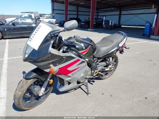 2005 Suzuki Gs500 Fk მანქანა იყიდება აუქციონზე, vin: VTTGM51AX52102213, აუქციონის ნომერი: 45214105