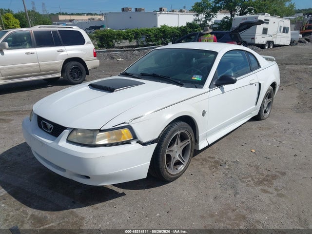 45214111 :رقم المزاد ، 1FAFP42X6XF190231 vin ، 1999 Ford Mustang Gt مزاد بيع