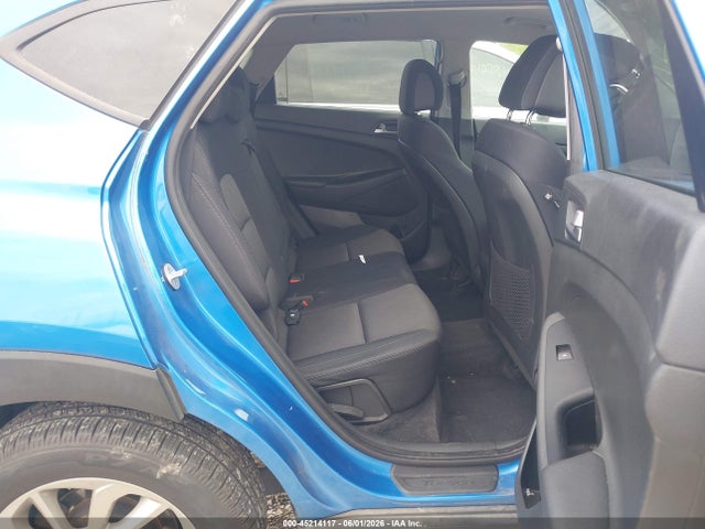 2017 Hyundai Tucson Se მანქანა იყიდება აუქციონზე, vin: KM8J3CA47HU275668, აუქციონის ნომერი: 45214117