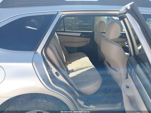 Продажа на аукционе авто 2018 Subaru Outback 2.5i Premium, vin: 4S4BSACC4J3353609, номер лота: 45214154