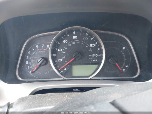 Toyota RAV4 LE 2015 JTMBFREV3FJ020472 Image 7