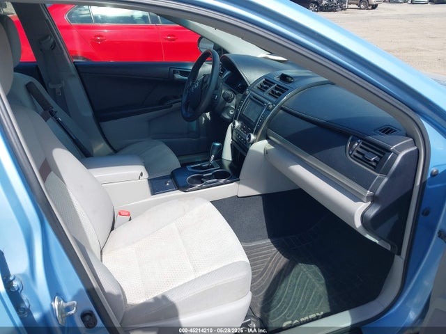 45214210 :رقم المزاد ، 4T4BF1FK0CR204401 vin ، 2012 Toyota Camry Le مزاد بيع