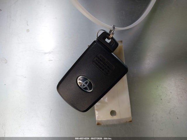 45214224 :رقم المزاد ، 5YFBPRHE2EP106052 vin ، 2014 Toyota Corolla Le Eco Premium مزاد بيع