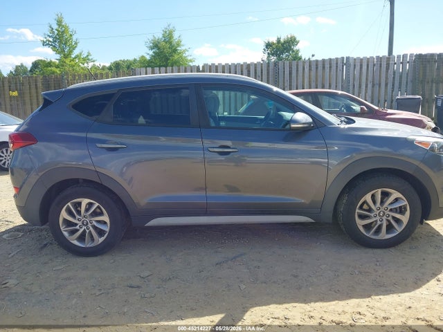 Продажа на аукционе авто 2017 Hyundai Tucson Eco, vin: KM8J33A22HU481575, номер лота: 45214227