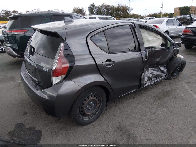 2016 Toyota Prius C One მანქანა იყიდება აუქციონზე, vin: JTDKDTB39G1136573, აუქციონის ნომერი: 45214228