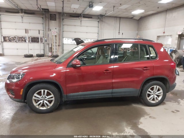 Aukcja sprzedaży 2016 Volkswagen Tiguan S, vin: WVGBV7AXXGW021066, numer aukcji: 45214263