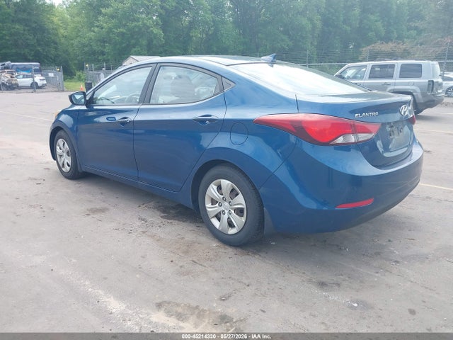 Продаж на аукціоні авто 2016 Hyundai Elantra Se, vin: KMHDH4AE0GU543245, номер лоту: 45214330