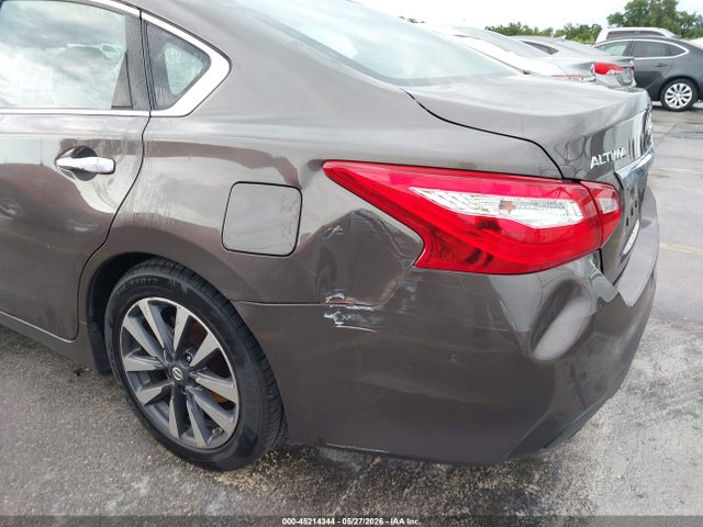 45214344 :رقم المزاد ، 1N4AL3AP6HC198253 vin ، 2017 Nissan Altima 2.5 Sv مزاد بيع