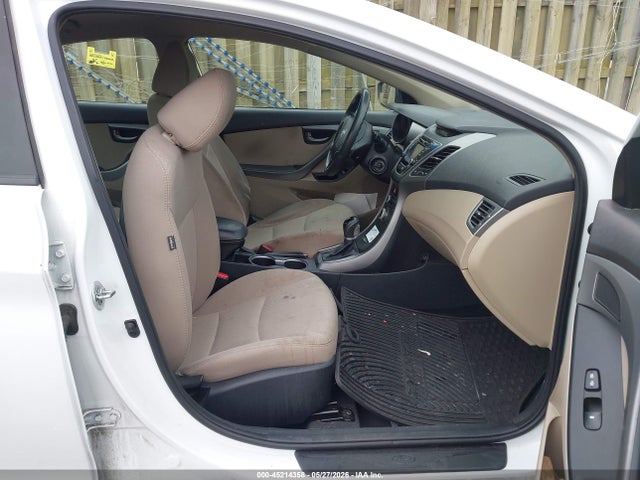 Aukcja sprzedaży 2016 Hyundai Elantra Se, vin: 5NPDH4AE3GH711863, numer aukcji: 45214358