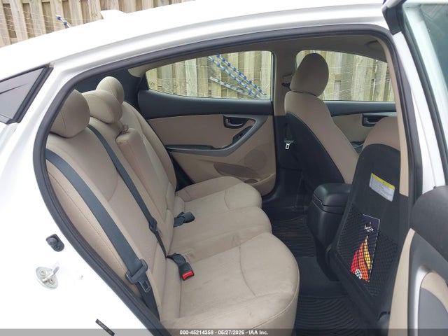 Aukcja sprzedaży 2016 Hyundai Elantra Se, vin: 5NPDH4AE3GH711863, numer aukcji: 45214358