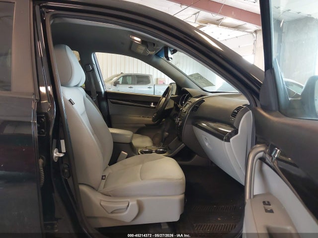45214372 :رقم المزاد ، 5XYKT4A64CG189440 vin ، 2012 Kia Sorento Lx مزاد بيع