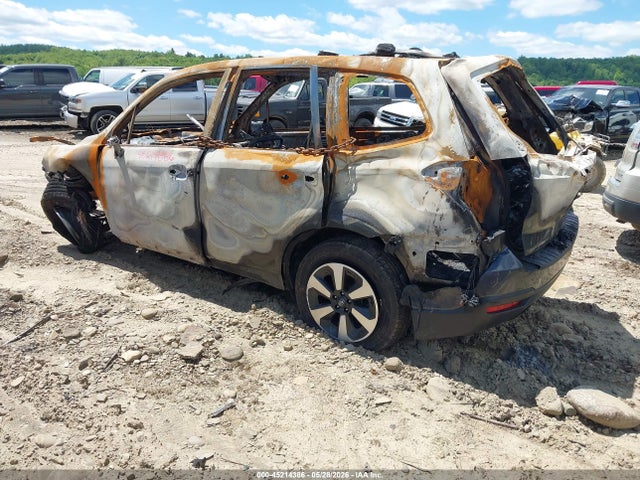 Продажа на аукционе авто 2017 Subaru Forester 2.5i, vin: JF2SJABC1HH563124, номер лота: 45214386