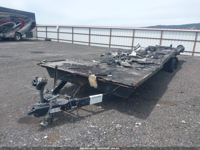 Forest River Salem 31ft 2018 4X4TSMG20J8064185 Image 2