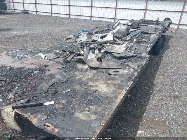 Forest River Salem 31ft 2018 4X4TSMG20J8064185 Image 6