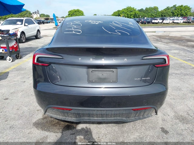 45214427 :رقم المزاد ، 5YJ3E1EB4SF902749 vin ، 2025 Tesla Model 3 Long Range All-wheel Drive مزاد بيع