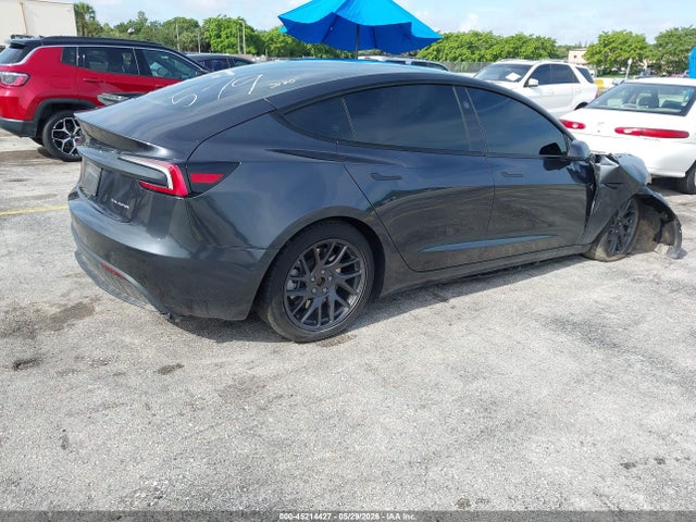 45214427 :رقم المزاد ، 5YJ3E1EB4SF902749 vin ، 2025 Tesla Model 3 Long Range All-wheel Drive مزاد بيع