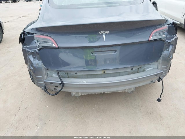 2023 Tesla Model 3 Rear-wheel Drive მანქანა იყიდება აუქციონზე, vin: 5YJ3E1EA6PF713017, აუქციონის ნომერი: 45214433