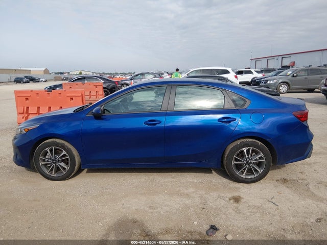Aukcja sprzedaży 2024 Kia Forte Lxs, vin: 3KPF24AD5RE735705, numer aukcji: 45214504