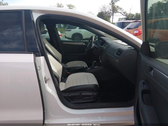 Продаж на аукціоні авто 2016 Volkswagen Jetta 1.8t Sport, vin: 3VWD17AJ9GM370589, номер лоту: 45214557