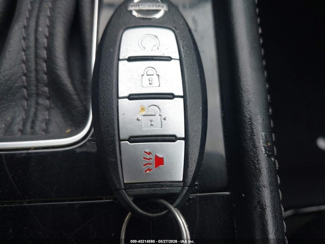 45214590 :رقم المزاد ، 3N1CP5CV4ML482819 vin ، 2021 Nissan Kicks Sv Xtronic Cvt مزاد بيع