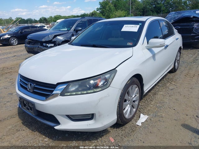 45214610 :رقم المزاد ، 1HGCR3F84DA040259 vin ، 2013 Honda Accord Ex-l V-6 مزاد بيع