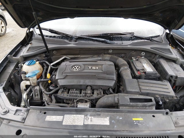 1VWAT7A36FC082527 Volkswagen Passat 1.8t Wolfsburg Edition