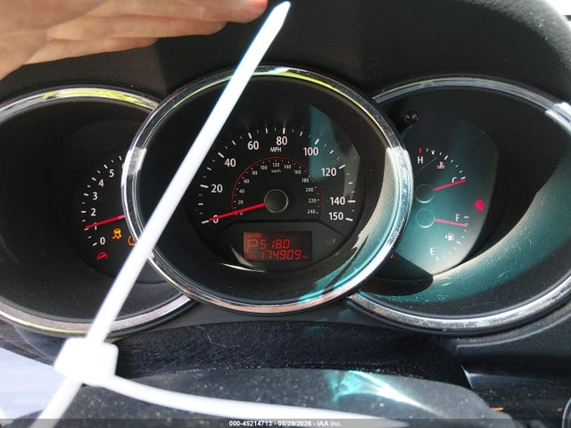 45214713 :رقم المزاد ، 5XYKU4A12BG005693 vin ، 2011 Kia Sorento Ex مزاد بيع