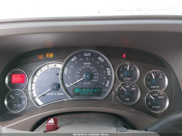45214714 :رقم المزاد ، 1GYEK63N22R130302 vin ، 2002 Cadillac Escalade Standard مزاد بيع