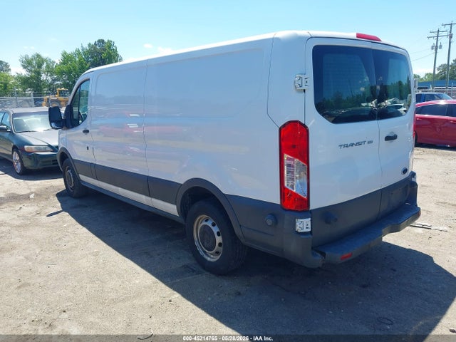 45214765 :رقم المزاد ، 1FTYE9ZM6FKA20796 vin ، 2015 Ford Transit-150 مزاد بيع