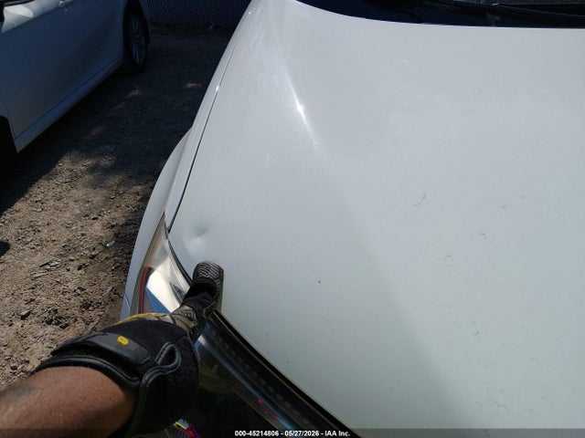Продаж на аукціоні авто 2018 Toyota Rav4 Le, vin: JTMBFREV5JJ244397, номер лоту: 45214806