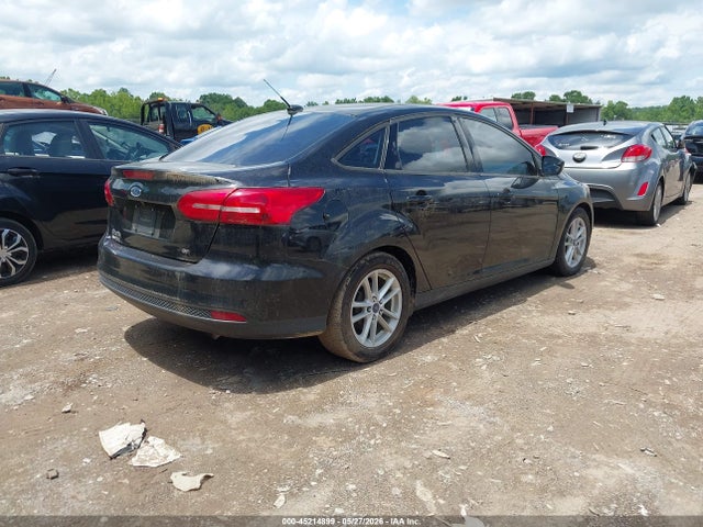 45214899 :رقم المزاد ، 1FADP3F25HL253497 vin ، 2017 Ford Focus Se مزاد بيع