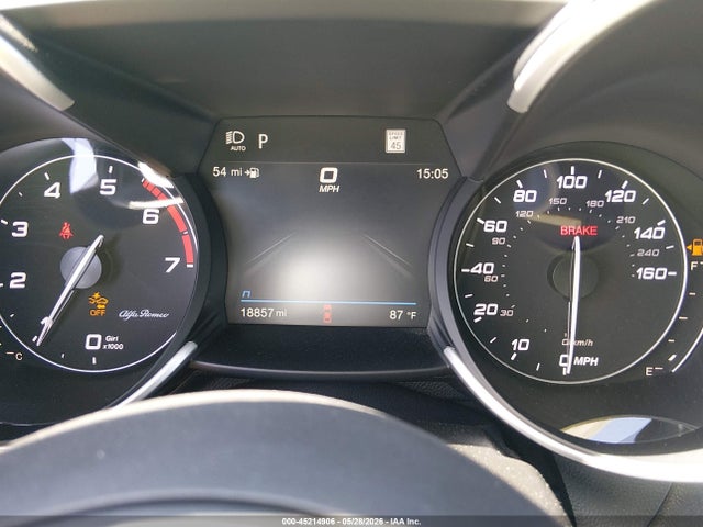 2023 Alfa Romeo Giulia Veloce Rwd მანქანა იყიდება აუქციონზე, vin: ZARFAMBN0P7668170, აუქციონის ნომერი: 45214906