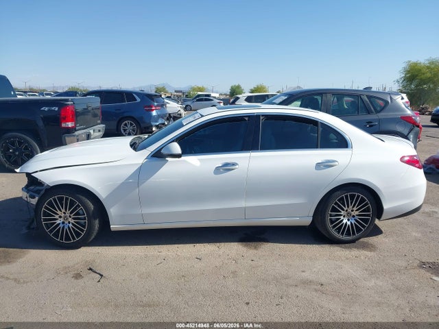 W1KAF4GB6PR097783 Mercedes-Benz C 300 Sedan