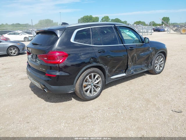 45214975 :رقم المزاد ، 5UXTR9C54KLR03380 vin ، 2019 Bmw X3 Xdrive30i مزاد بيع