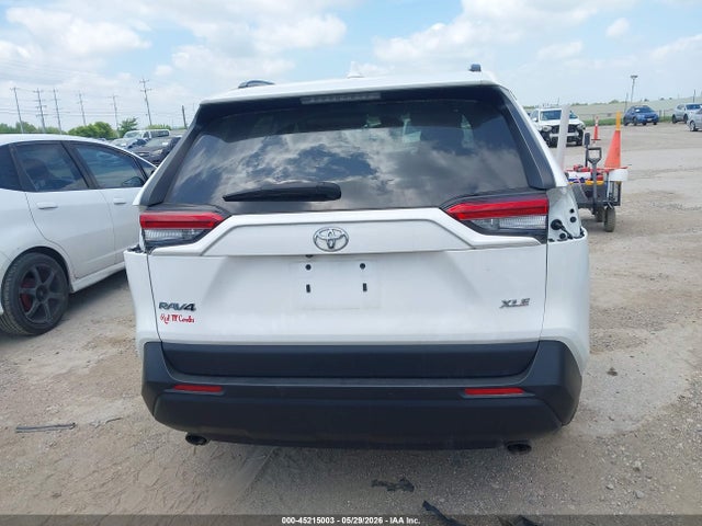 2021 Toyota Rav4 Xle მანქანა იყიდება აუქციონზე, vin: 2T3W1RFV4MW184262, აუქციონის ნომერი: 45215003