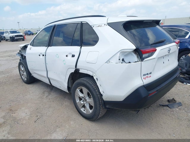 2021 Toyota Rav4 Xle მანქანა იყიდება აუქციონზე, vin: 2T3W1RFV4MW184262, აუქციონის ნომერი: 45215003