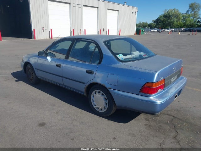 45215031 :رقم المزاد ، JT2AE09B3S0093618 vin ، 1995 Toyota Corolla Le/dx مزاد بيع
