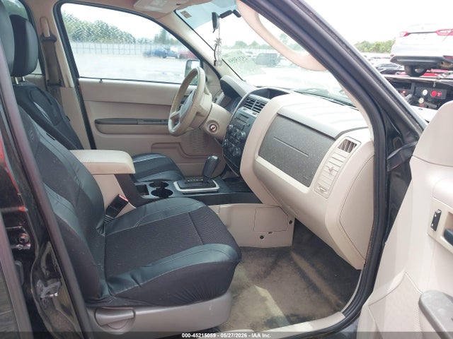Продаж на аукціоні авто 2011 Ford Escape Xls, vin: 1FMCU0C70BKB35475, номер лоту: 45215059