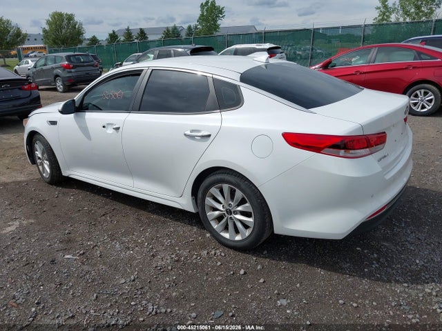 Продажа на аукционе авто 2018 Kia Optima Lx, vin: 5XXGT4L32JG261696, номер лота: 45215061