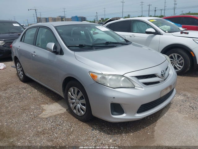 Продажа на аукционе авто 2012 Toyota Corolla Le, vin: 2T1BU4EE2CC818199, номер лота: 45215075