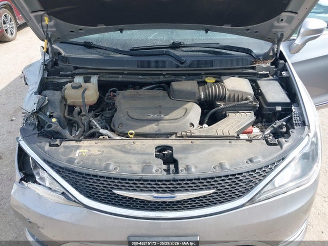 Aukcja sprzedaży 2018 Chrysler Pacifica Touring L, vin: 2C4RC1BG3JR211585, numer aukcji: 45215172