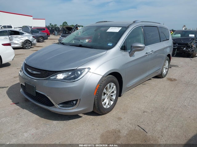Aukcja sprzedaży 2018 Chrysler Pacifica Touring L, vin: 2C4RC1BG3JR211585, numer aukcji: 45215172