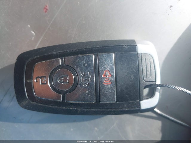 3FA6P0HD3HR235801 Ford FUSION SE