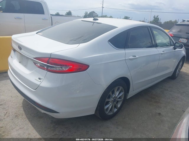 3FA6P0HD3HR235801 Ford FUSION SE