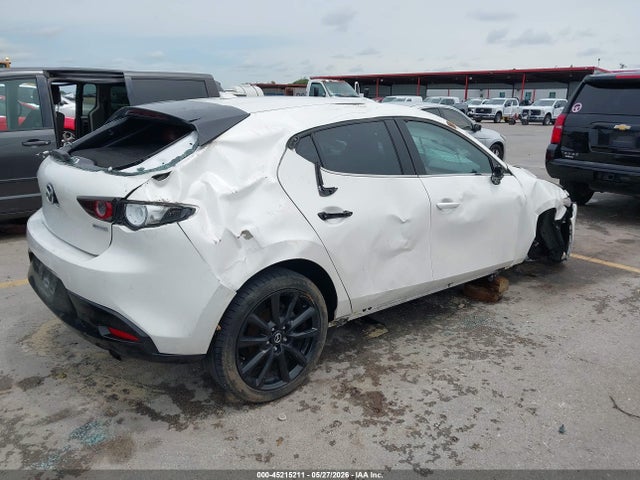Mazda Mazda3 Premium 2021 JM1BPAML7M1402628 Image 4