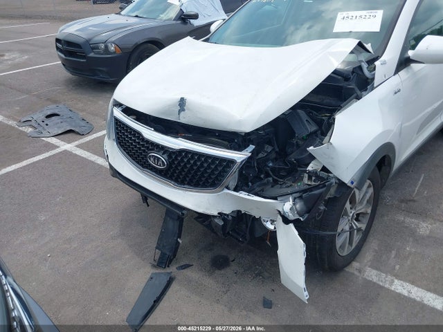 Продажа на аукционе авто 2015 Kia Sportage Lx, vin: KNDPB3AC5F7674602, номер лота: 45215229