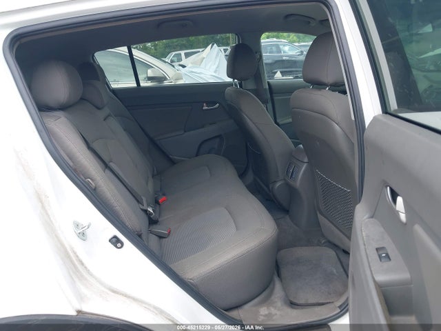 Продажа на аукционе авто 2015 Kia Sportage Lx, vin: KNDPB3AC5F7674602, номер лота: 45215229