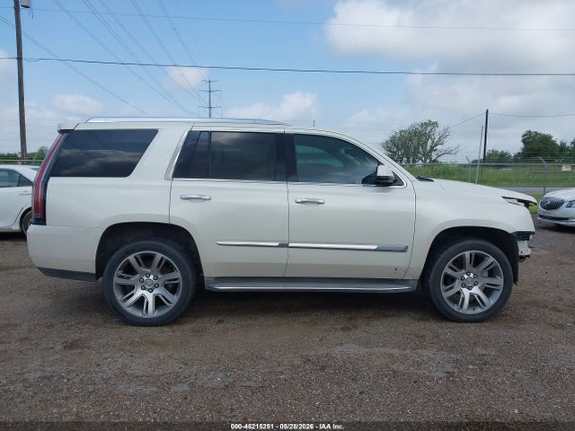2015 Cadillac Escalade Luxury მანქანა იყიდება აუქციონზე, vin: 1GYS3BKJ1FR181075, აუქციონის ნომერი: 45215251