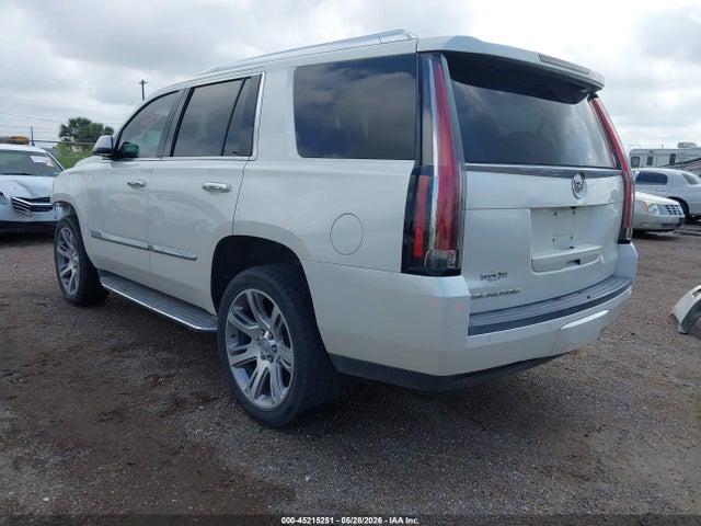 2015 Cadillac Escalade Luxury მანქანა იყიდება აუქციონზე, vin: 1GYS3BKJ1FR181075, აუქციონის ნომერი: 45215251